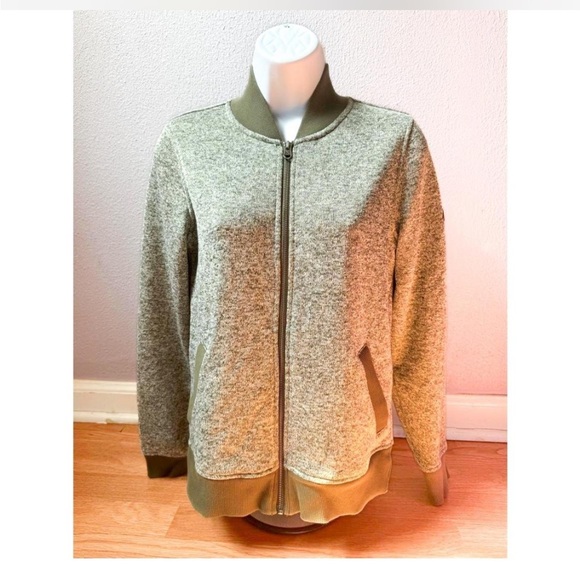 Eddie Bauer Women’s Bomber Jacket - Picture 3 of 5